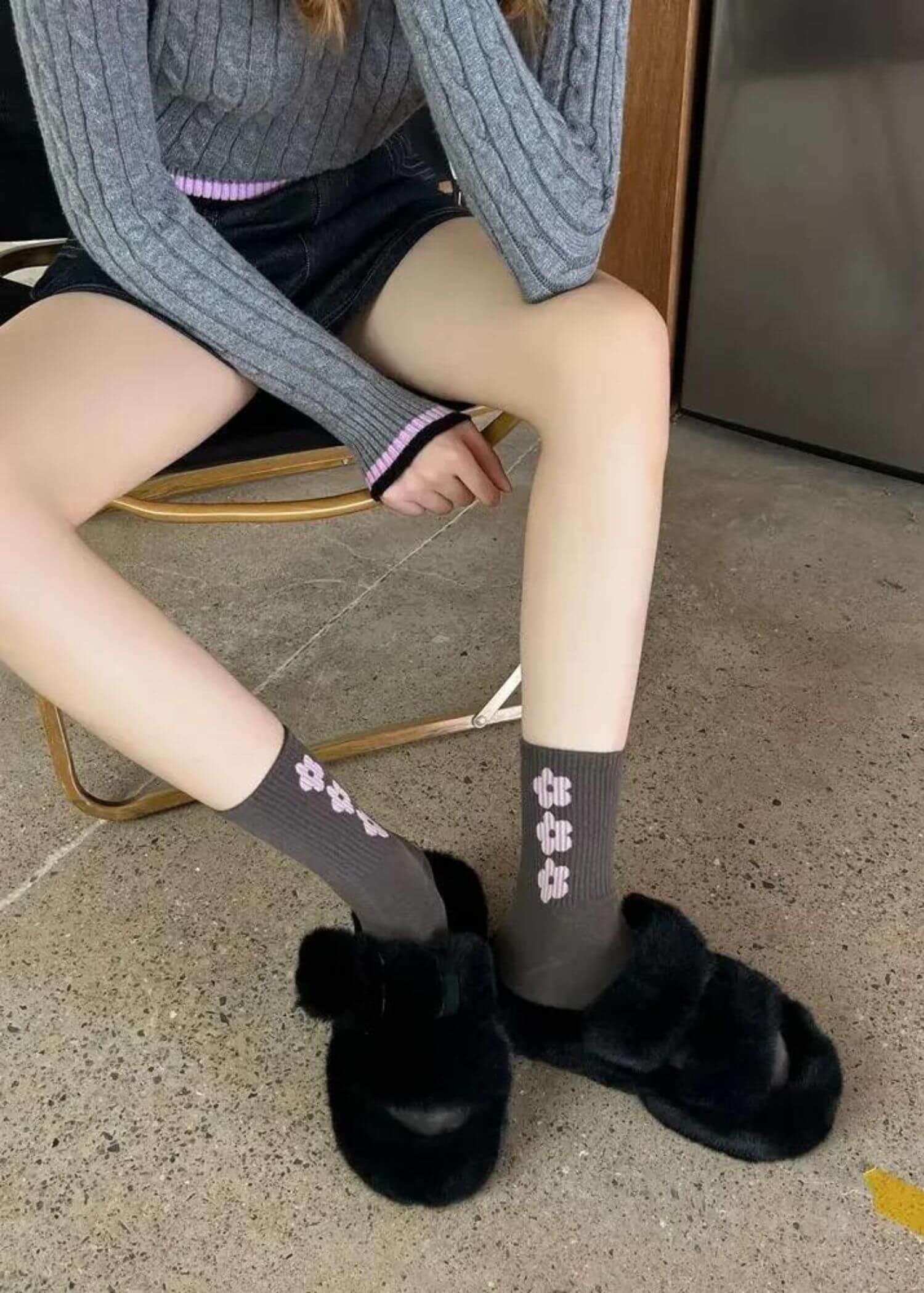 Cute Floral Print Socks gray  Women’s Casual Fashion Solid Color White Korean Style Japanese Harajuku Streetwear Cotton Long Socks for woman in chocolate grey flowers footwear