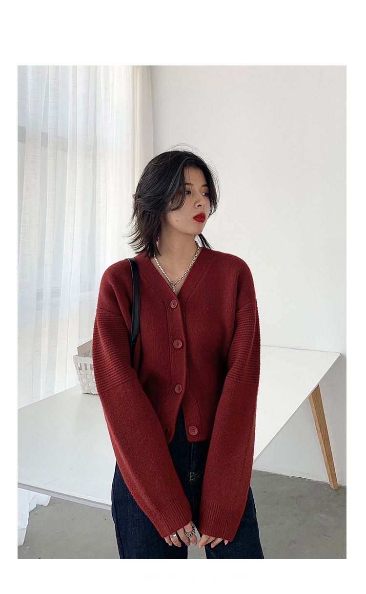 V-neck Cardigan Sweater Women’s Short Ribbed Outerwear Single Breasting Korean Fashion Leisure Lazy Wind Winter Knitting Thicken Coat Cardigans Sweaters for Woman in Red