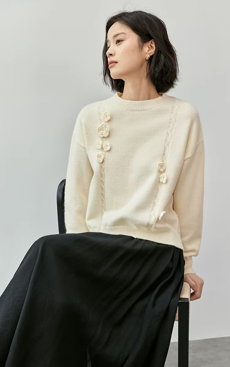 Crewneck Knit Sweater apricot   Women’s casual loose three-dimensional flowers long sleeves crew neck collar knit sweaters for woman in cream Round o-neck pullover Tops Fall Autumn Spring womens fashion petite-, tall-, plus-, size 3D floral styles #W43E56356
