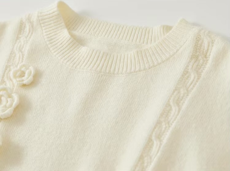 Crewneck Knit Sweater apricot   Women’s casual loose three-dimensional flowers long sleeves crew neck collar knit sweaters for woman in cream Round o-neck pullover Tops Fall Autumn Spring womens fashion petite-, tall-, plus-, size 3D floral styles #W43E56356