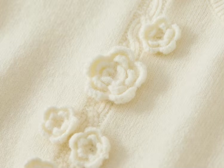 Crewneck Knit Sweater apricot   Women’s casual loose three-dimensional flowers long sleeves crew neck collar knit sweaters for woman in cream Round o-neck pullover Tops Fall Autumn Spring womens fashion petite-, tall-, plus-, size 3D floral styles #W43E56356