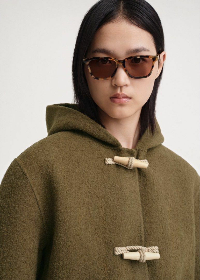 Wool Toggle Coat   Autumn Winter Spring Women’s Hooded Wooden Bolt Wool Felt Art womens Jacket Hood woolen Cardigans Duffle Coats Petite size Outerwear for woman in olive green camel