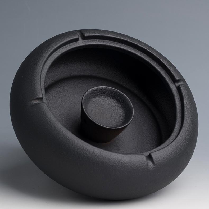 Ceramic Ashtray with Lid  Japanese Portable Car Desktop Outdoor Indoor Bedroom Storage Tank Home Decoration Japan Ashtrays in Black Matte