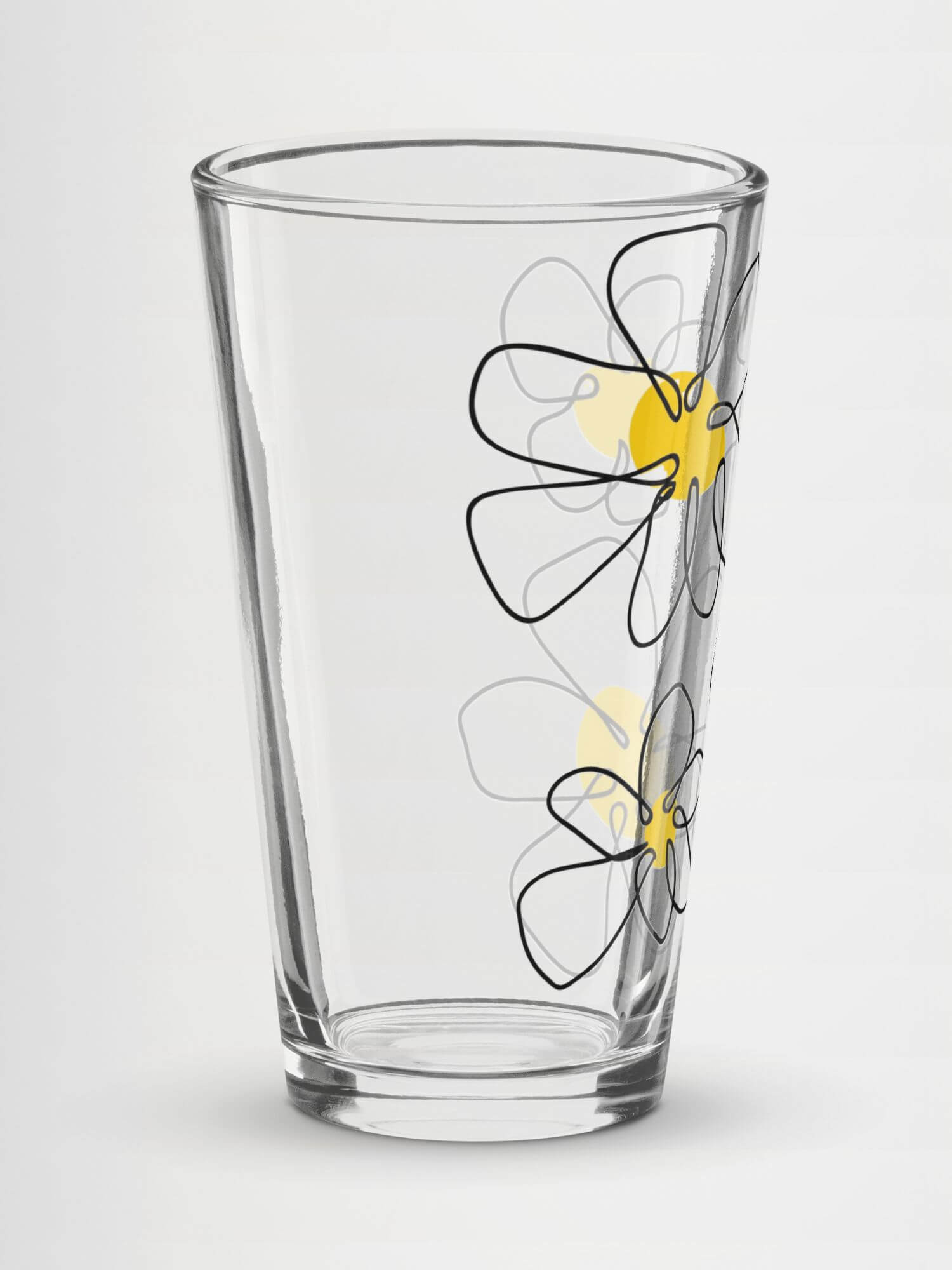 Daisy Shaker Pint Glass   16-Oz Floral summer outdoor entertaining drinks beer, cider, Guiness, cocktails, wine, juice, milk drinking glasses transparent with yellow black ink flowers design tumblers Glassware Transparent clear with American flag pattern entertainment tumblers gifting barware party gifts