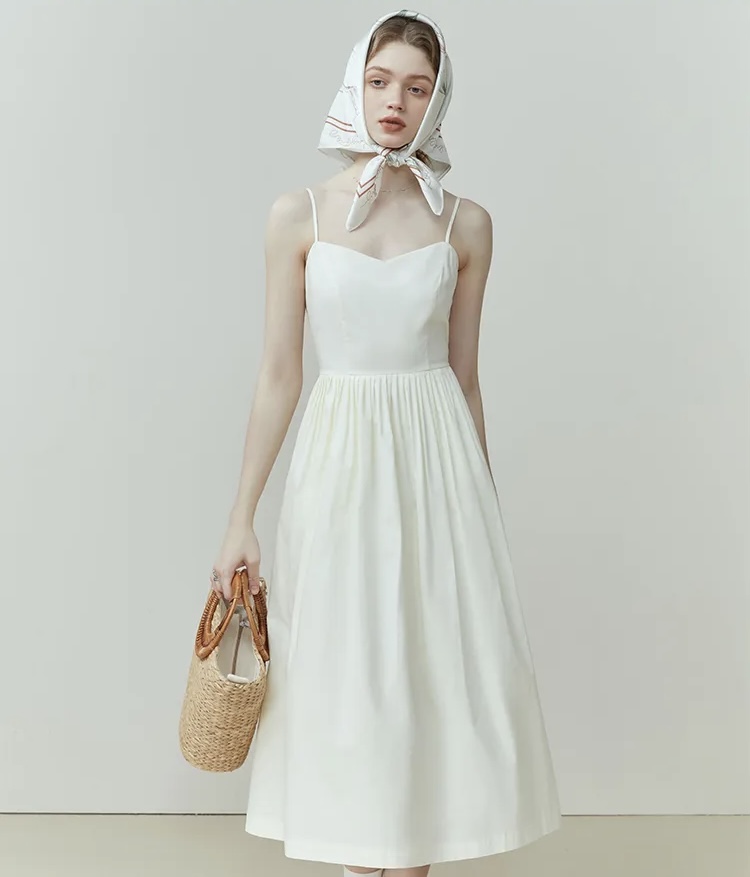 French Suspender Dress in creamy-white