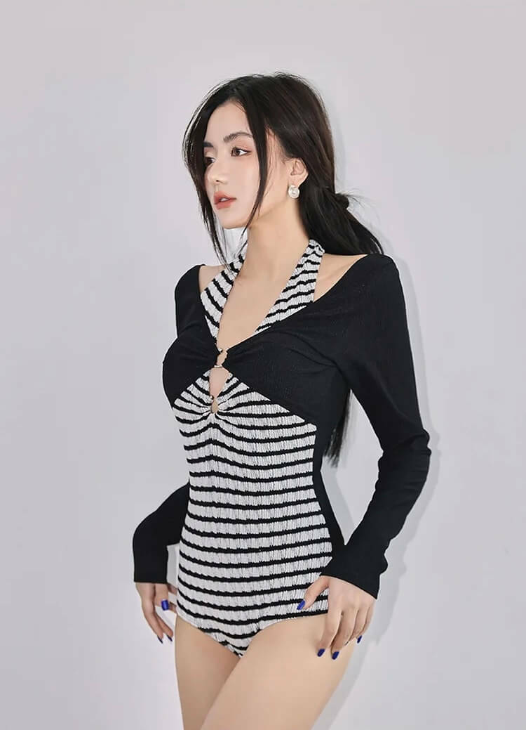 Ribbon Neck-Tie Swimsuit      Women's One Piece Long Sleeves Asian Conservatively Covers The Belly and Shows Thin Solid stripes Beachwear monokini for woman in black and white Plus size patchwork womens swimsuits swimwear 