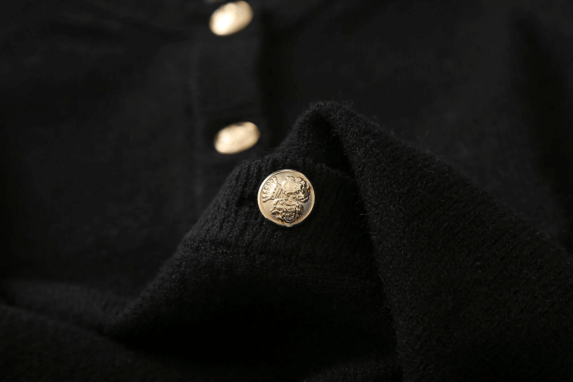 Crewneck Wool Knit Cardigan  Women’s autumn Gold style button-up round o-neck crew-neck knitted petite size womens sweaters cardigans for Woman in black