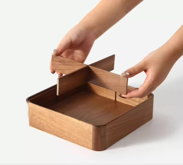 Square North American Black Walnut Fruit Living Room Coffee Table Home High-end Exquisite Lattice Solid Wood Fruits Bowl Box Decoration Cuisine Simple Dining Tableware Breakfast dessert Dinnerware Boxes Bowls in brown solid design with transparent clear glass framed lid