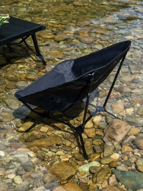 Outdoors camping 120KG Load-bearing 4-Corner Foldable Ultralight Backpacking Beach Picnic Fishing Hiking Stool Camping Moon Chair Stable Chairs in black