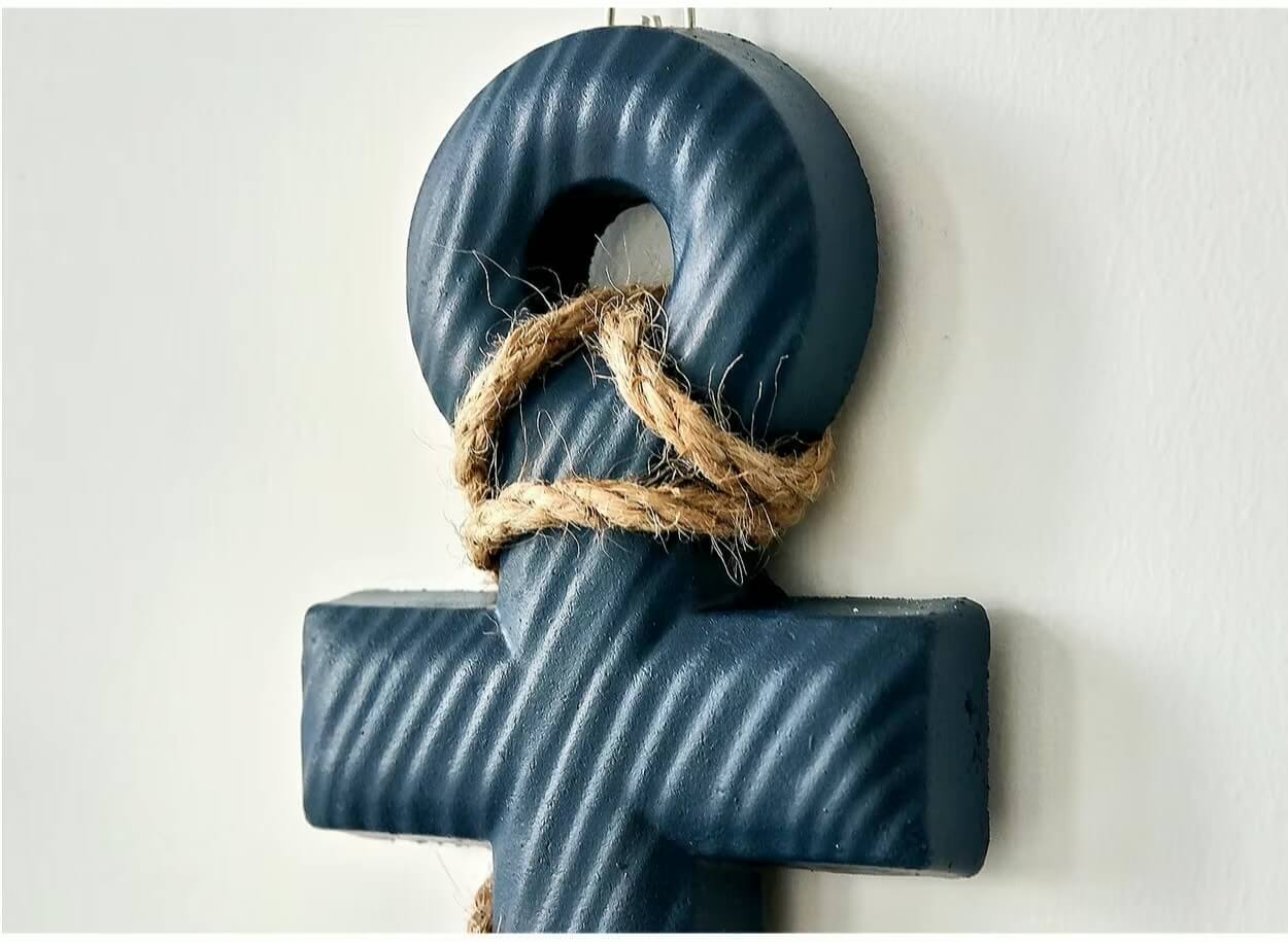 Indoor Outdoor Garden New England USA American Mediterranean Nautical ships Anchor and Steering Rudder Wheel Set Navigation Decoration Wooden Marine Crafts Home Wall Courtyard Beach Decor in deep dark blue with beige multi color