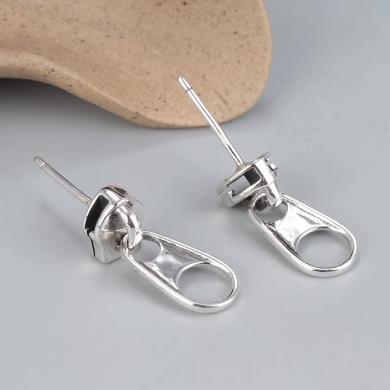Women&rsquo;s woman womens Men&rsquo;s man mens Unisex Genflex Gender Neutral Genderfluid Trend Hip Hop Grunge Unusual Zipper Stud Earrings Fashion Personality Punk Metal Alloy Jewelry Trending Jewellery in silver color