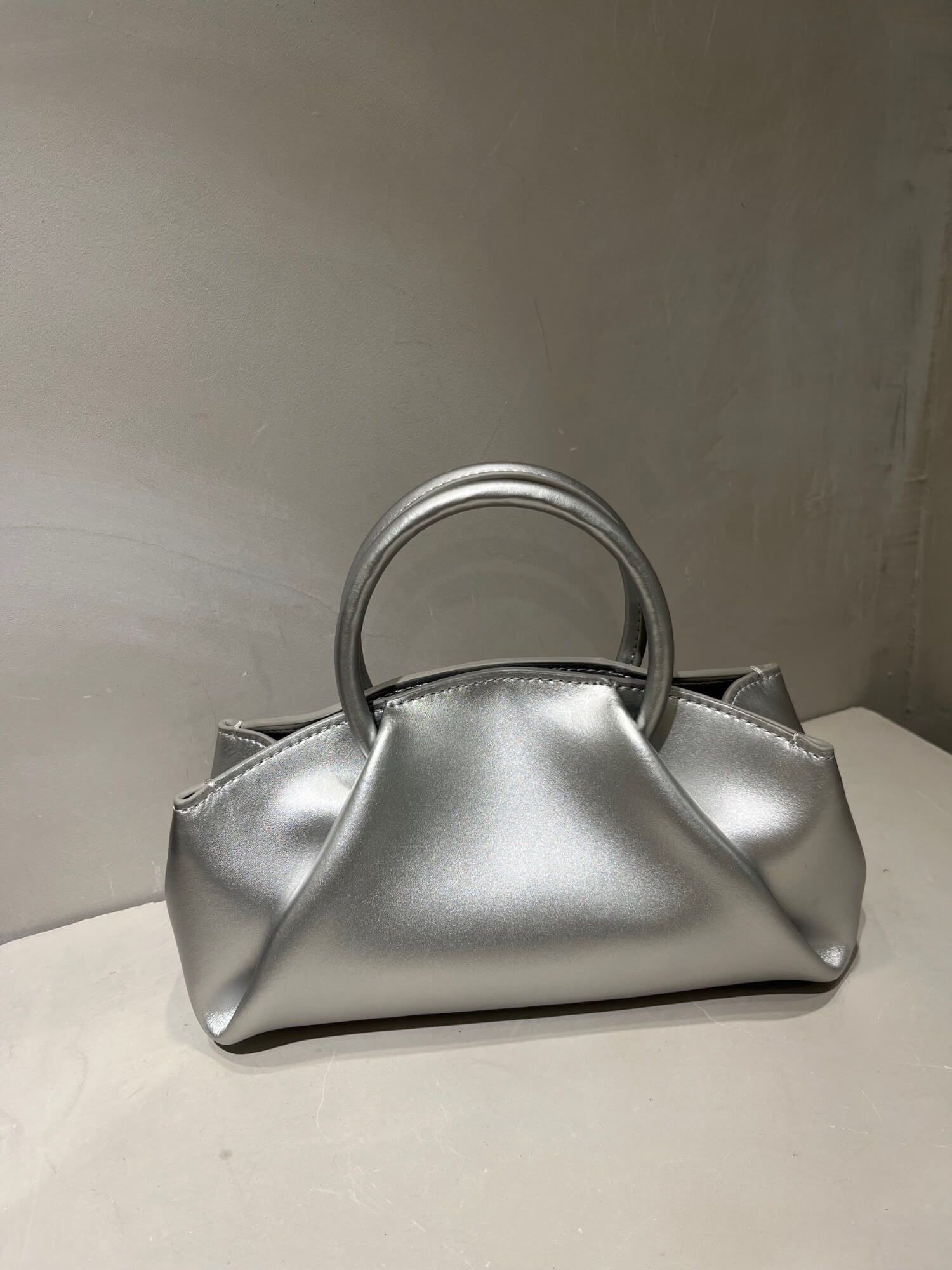 Folds Cloud Bag silver   Women’s ring handle interior slot pocket handbags for woman artisan Womens handbag bags