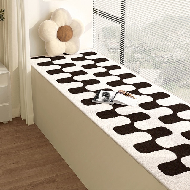 Retro Bay Window Mat black   Thickened Carpet Bedroom Bedside Bed Rug Soft Carpets For Living Room Fluffy Anti-slip Mats in Coffee-brown