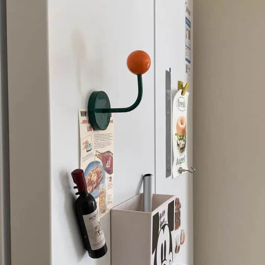 Non perforated magnetic hook for bathroom and kitchen, strong and seamless magnetic suction hook for refrigerator in yellow, green, blue magnets