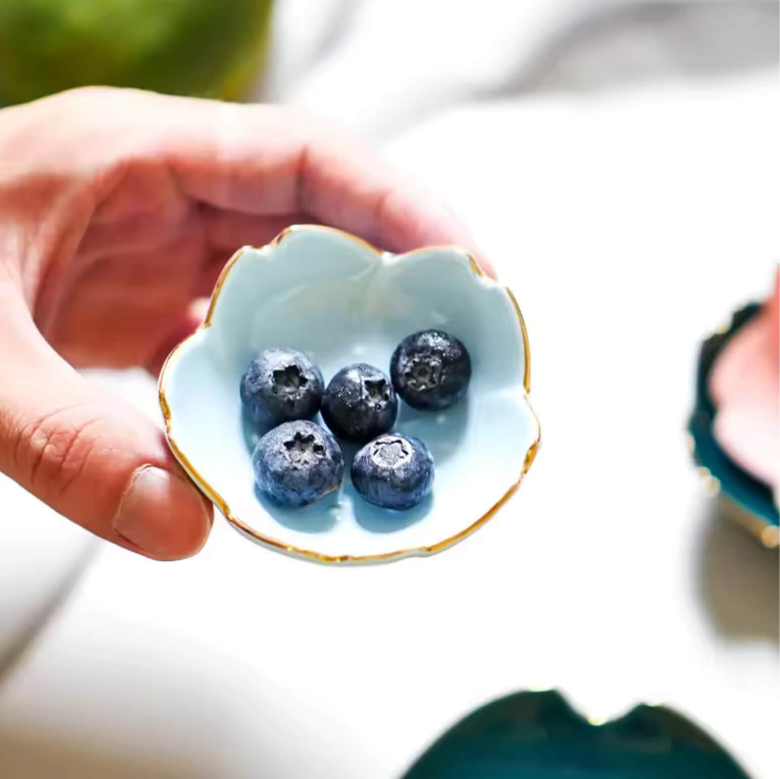 Sakura Ceramic Taste Dish  1Pc Sakura Flower Shape Porcelain Nut Saucer Small Plate Mini Soy Sauce Seasoning Tableware Kitchen appetizer serveware floral design shaped dishes Plates supplies 1-Piece in pink, light cyan blue, white, emerald green