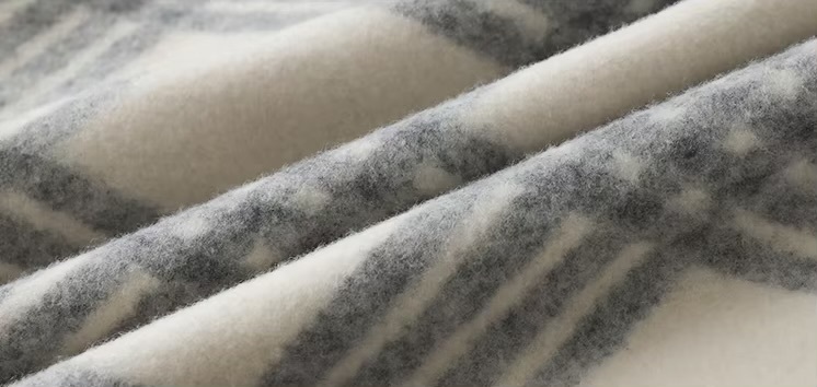 Women’s womens Casual Fall Autumn Winter loose classic Vintage style Long checkered tassels plaid shawl scarf check scarves in white With Gray grey accent color