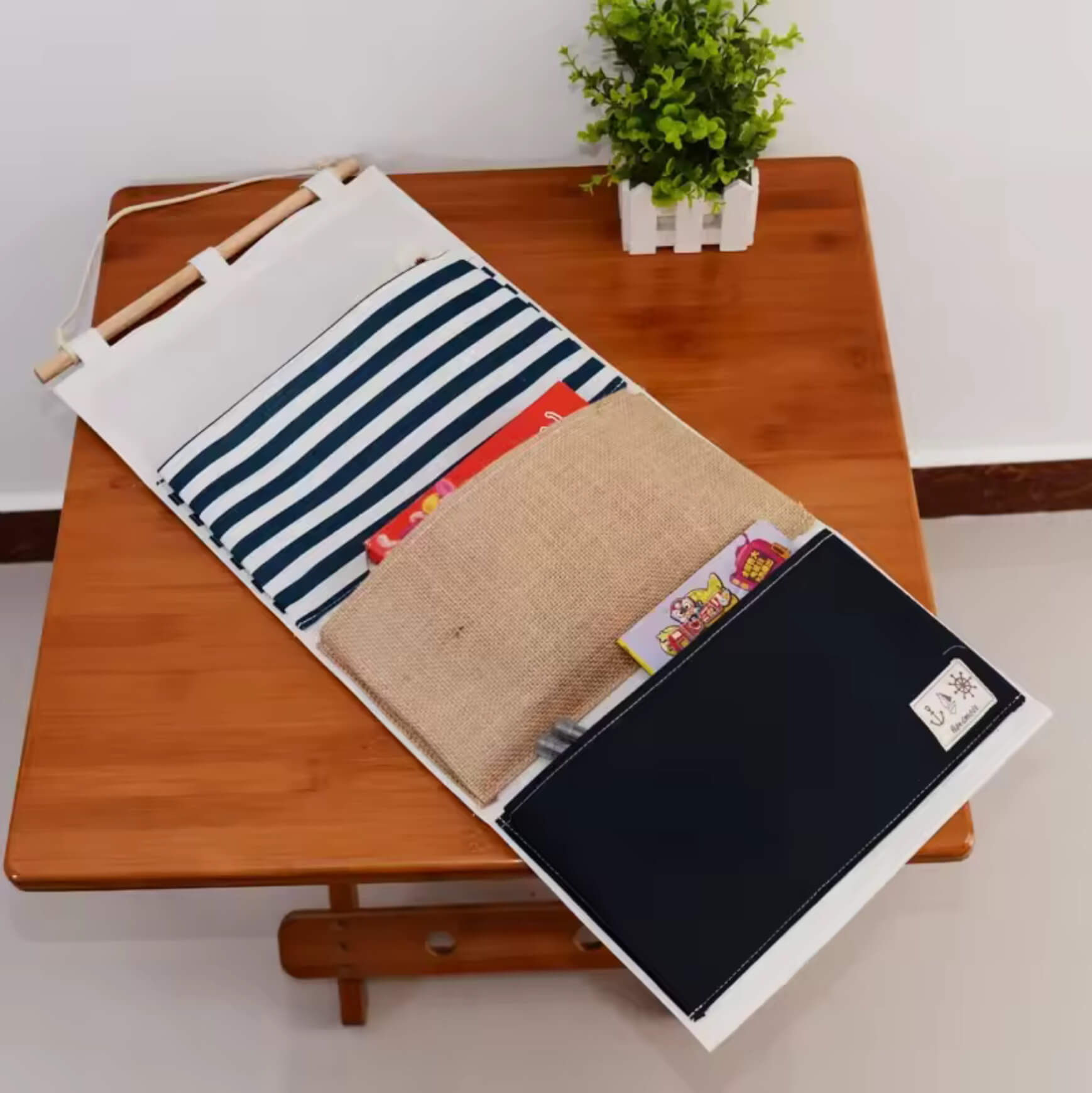 Multi-Function Wall Hanging Storage Bag  Cotton fabric pouch striped splicing closet door sundries organizers Home 3 Large Pockets Sundry Wall Bags pouches in white with blue red stripes, wooden hang bar and hang strap