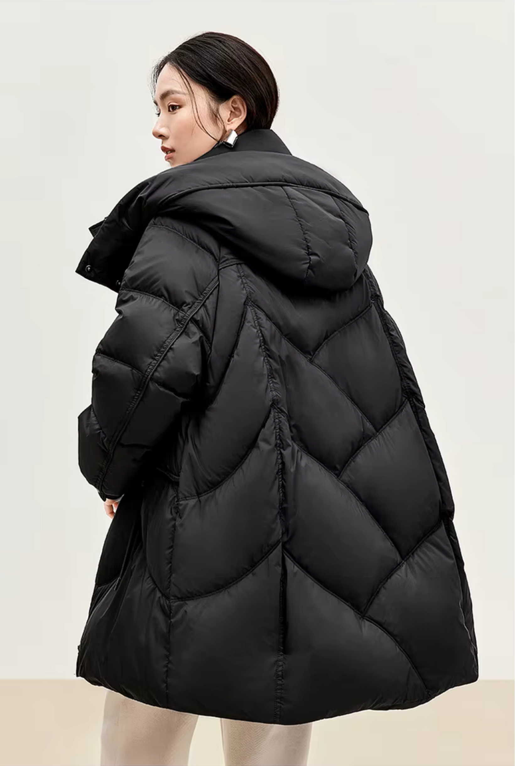 Duck Down Puffer Jacket    Women’s Fall Autumn Winter thick stand neck collar long 90% white-down coats for woman Long sleeves patch pockets Jackets Womens outerwear in black #W44Y56274