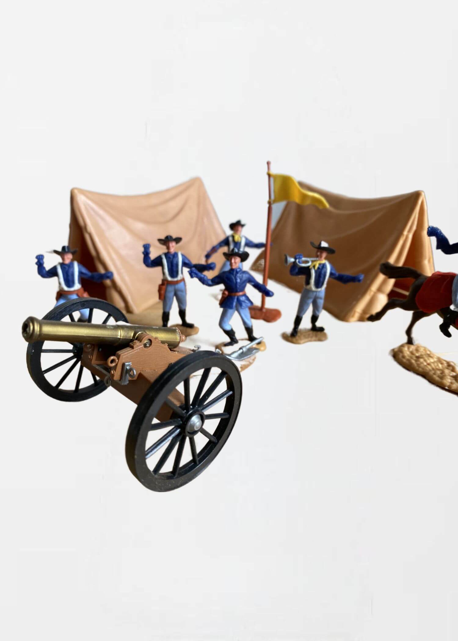 Timpo Wild West  Classic vintage kids toys figurines 7th Calvary five soldiers, two tents, flag pole, one soldier on horseback and cannon c1960s Made in Great Britain Scottish collectors British collectibles 