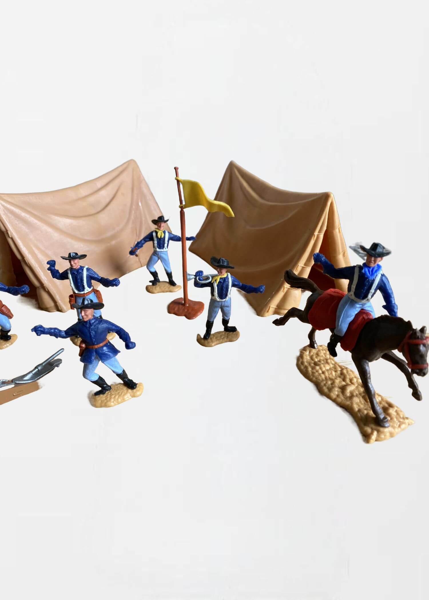 Timpo Wild West  Classic vintage kids toys figurines 7th Calvary five soldiers, two tents, flag pole, one soldier on horseback and cannon c1960s Made in Great Britain Scottish collectors British collectibles 