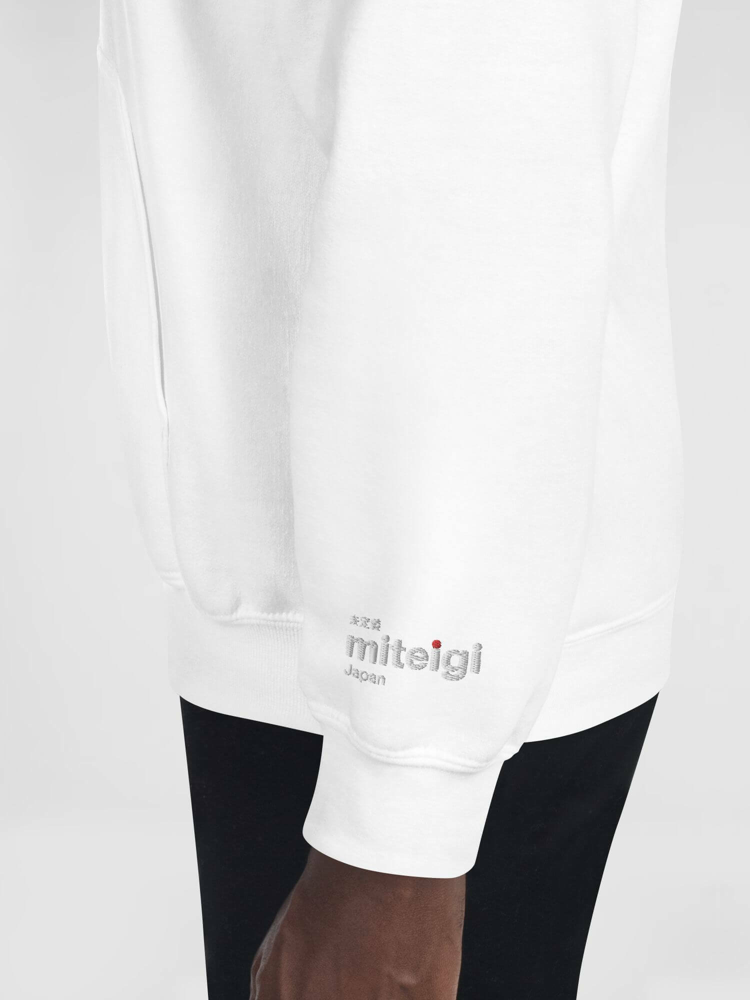 Gildan x miteigi Arch Logo Hoodie white   Unisex Anywear Men’s Women’s long sleeves hooded kanga pouch sweatshirts for tall plus size man woman  miteigi logo-branded in white with platinum red pattern MiteigiYūki fitness gym running sports mens womens sportswear