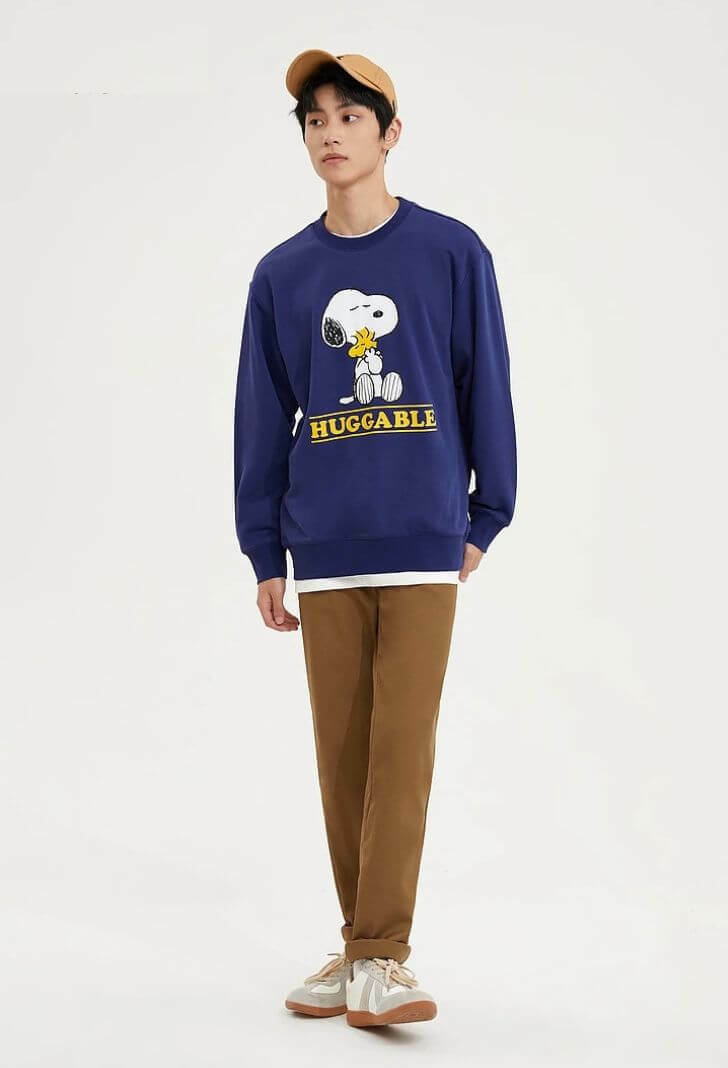 Graphic Crewneck Sweatshirt    Genderful Unisex anywear Men’s Women’s Spring Kawaii Pullover Crew neck Round 0-Neck banded Huggable Cartoon Snoopy Peanuts Printed Long Sleeves Loose Fitting Mens womens Tops Sweatshirts for petite-, tall-, plus- size man woman in blue