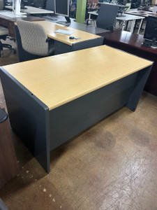Steelcase Blonde Maple Office Desk with Lock 60"W