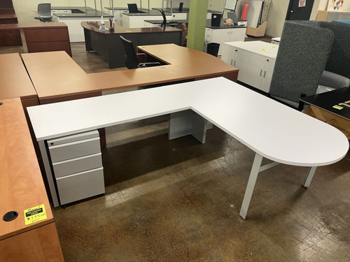 White L-Shape Desk