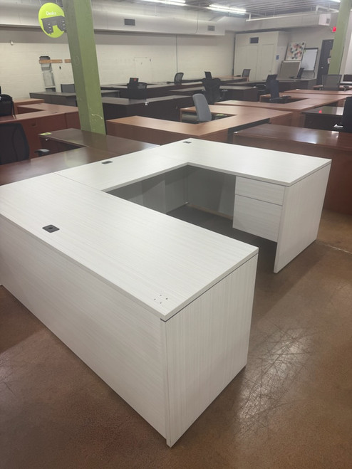 U-Shaped Desk - 7'6''x 6'x5'