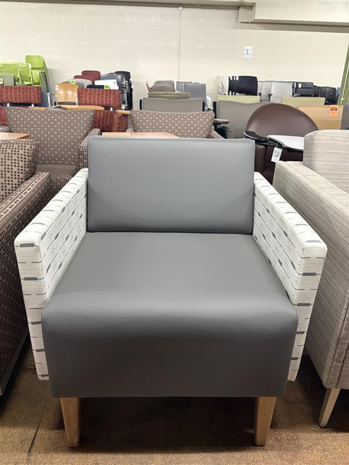 Lounge Chair - Gray Vinyl