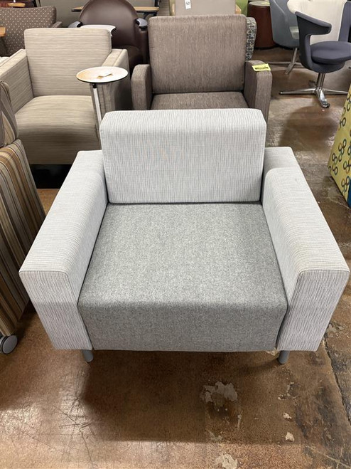 Lounge Chair - Light Gray