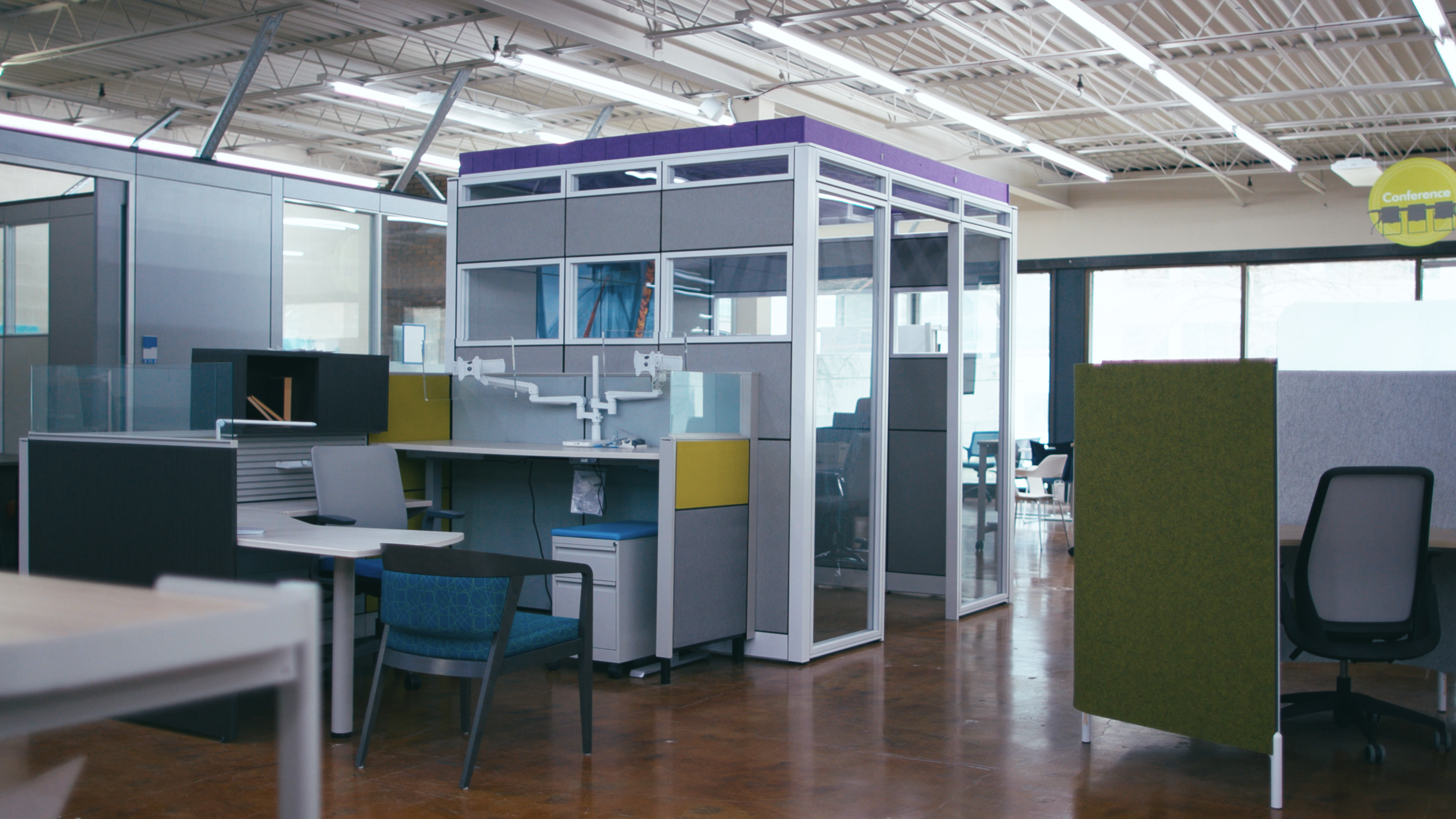 New workstation and office furniture solutions in St. Louis showroom