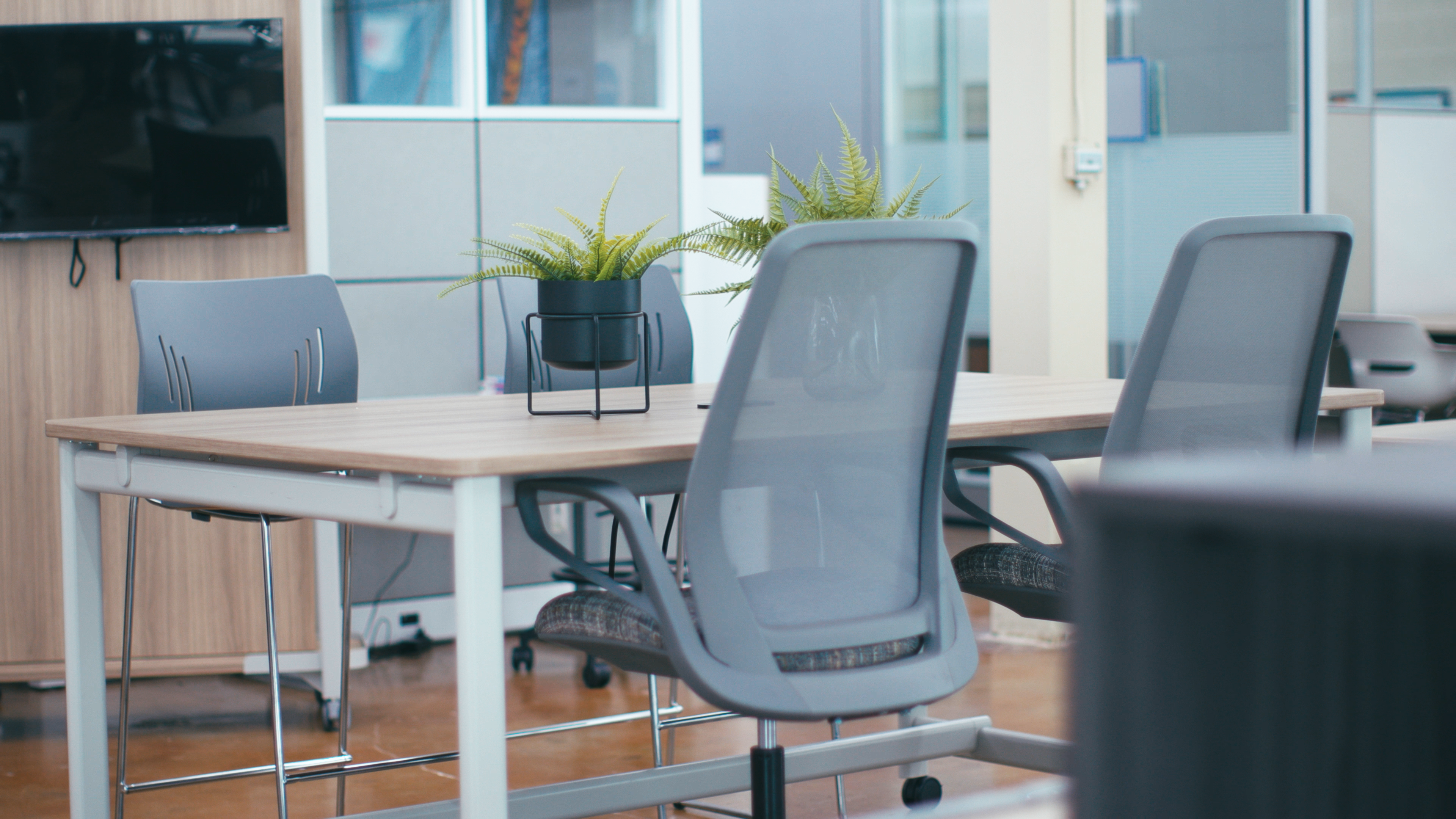 New office furniture vignettes and workspace settings in St. Louis