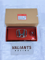 Honda NSX Garnish Rear Panel (Center Taillight Piece)