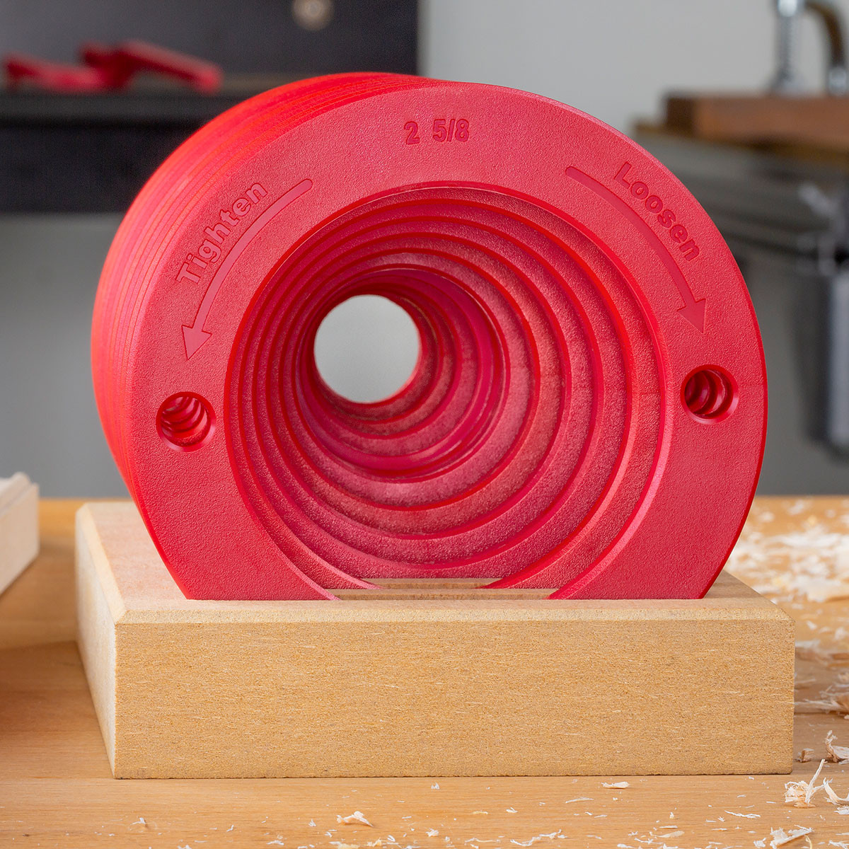Woodpeckers 8 Piece Twist Lock Ring Set: Precision Routing for