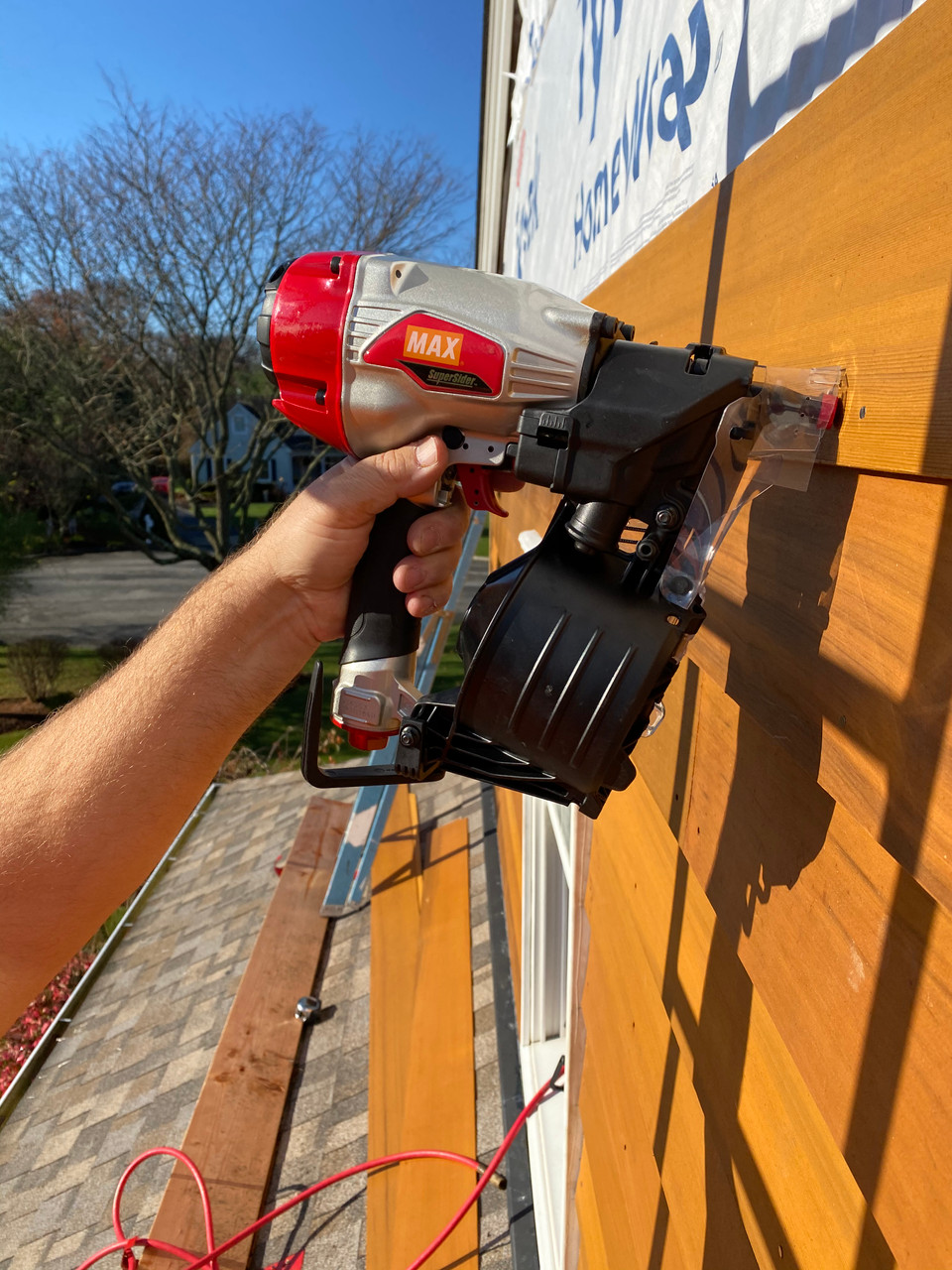 MAX USA SuperSider® Siding Coil Nailer up to 2-1/2