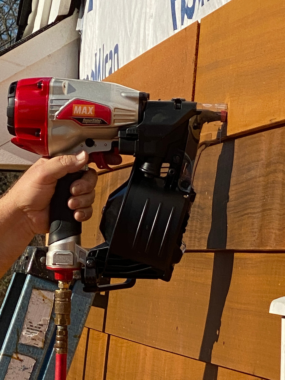 MAX USA SuperSider® Siding Coil Nailer up to 2-1/2
