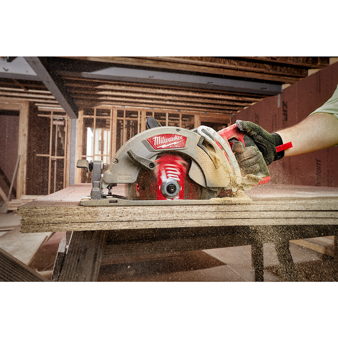 Milwaukee M18 FUEL REAR HANDLE CIRCLE SAW