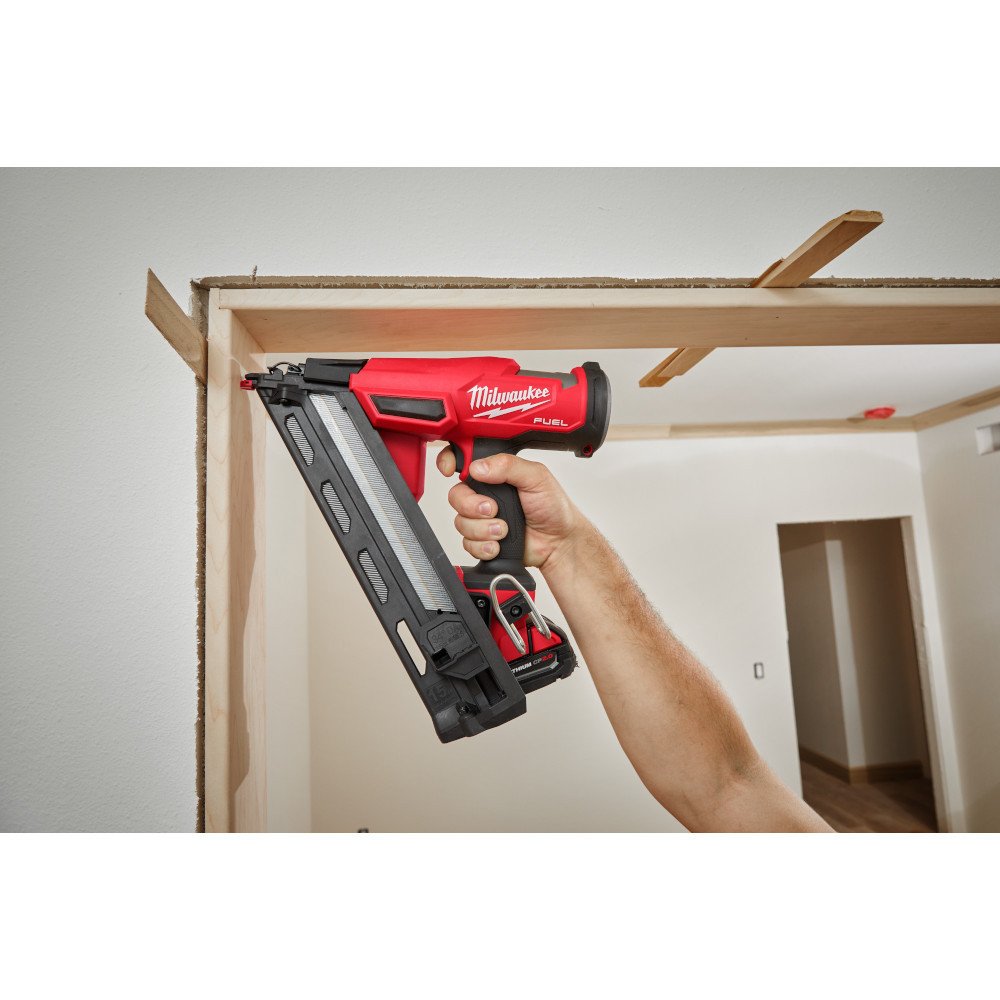 Milwaukee M18 FUEL 15 GAUGE FINISH NAILER GEN2 - Main Image