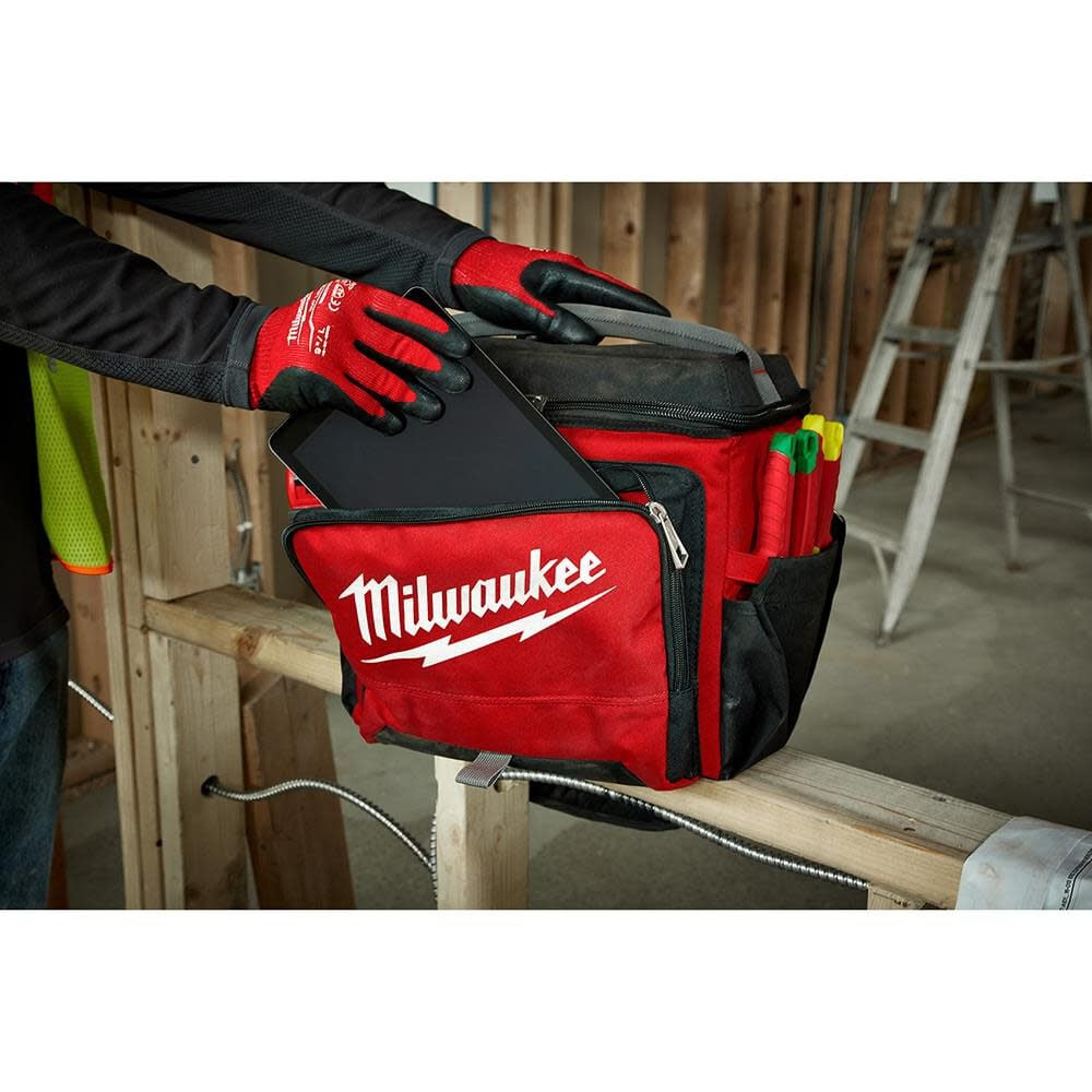 Milwaukee Jobsite Cooler (48-22-8250) | Durable Insulated Cooler