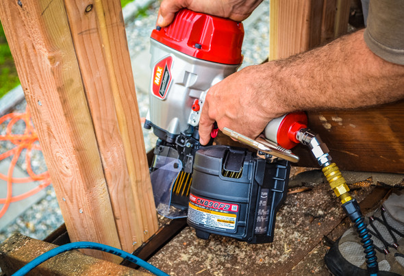 MAX USA SuperFramer® Framing Coil Nailer up to 3-1/2" (CN890F3)