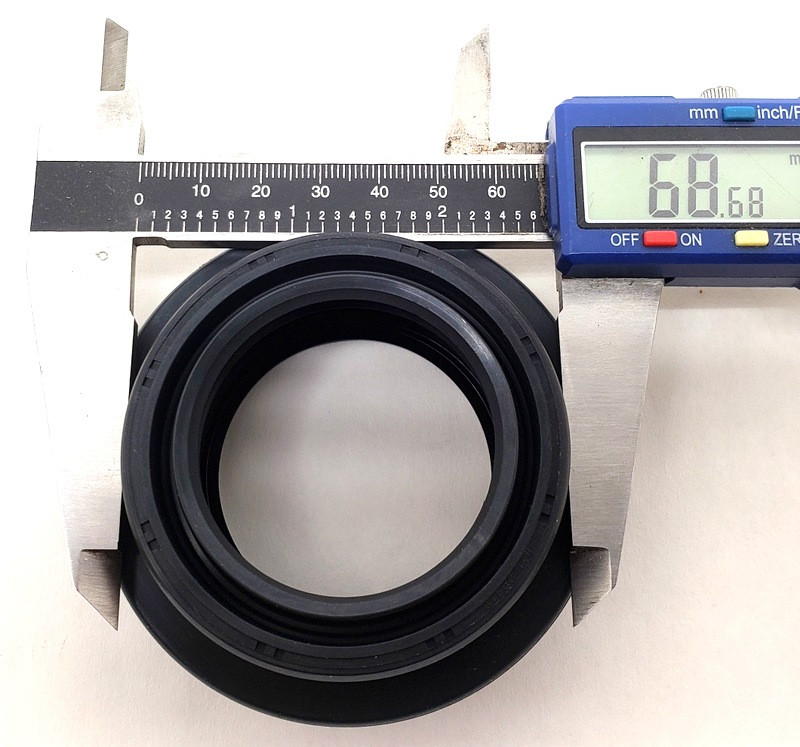 New Process Transfer Case Rear Output Seal | NP133, NP136, NP149
