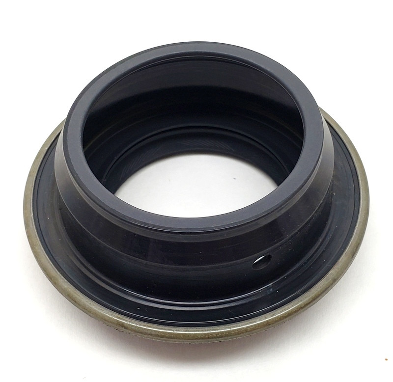 その他 NET RETURN New Process Transfer Case Rear Output Seal | NP133, NP136, NP149
