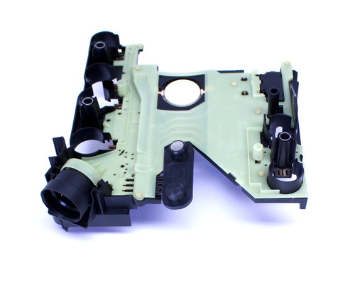 722.6 NAG1 W5A580 automatic transmission solenoid connector plate with U-shaped dip stick guide