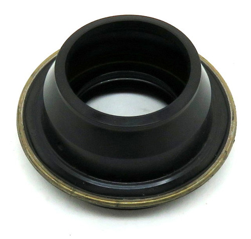 BW1372 Rear Seal With Boot