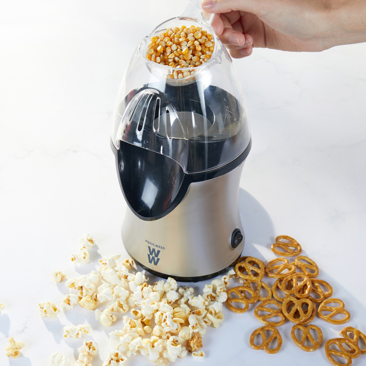 Salter Electric Popcorn Maker Machine, Home-Made Healthy Snack, 30 Calories  per Cup, Easy to Use, Integrated Measuring Cup, Perfect for…
