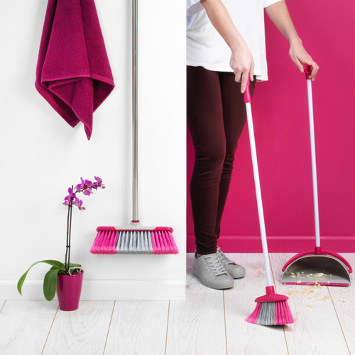 Kleeneze Self-Standing Dustpan And Broom Set | Aluminium | White/Pink  KL062413EU 5053191062413 