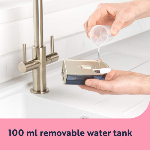 Hand filling removable 100ml water tank at sink