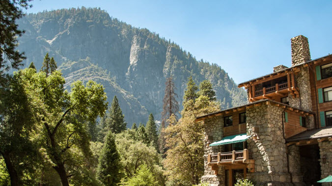 6 Historic Hotels in the National Parks That Will Take You Back in Time