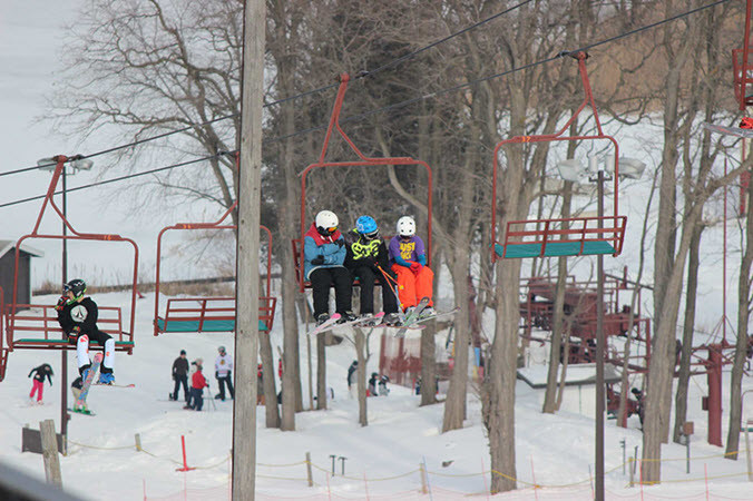 7 Places to Hit the Slopes Near Chicago?